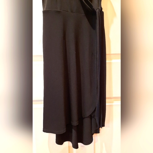 Express Black Sleeveless Wrap Front Dress size XS - Picture 6 of 11